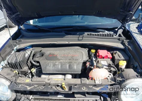 2019 Jeep Renegade Sport 4X4 из США, поврежденный, VIN ZACNJBAB2KPJ83751